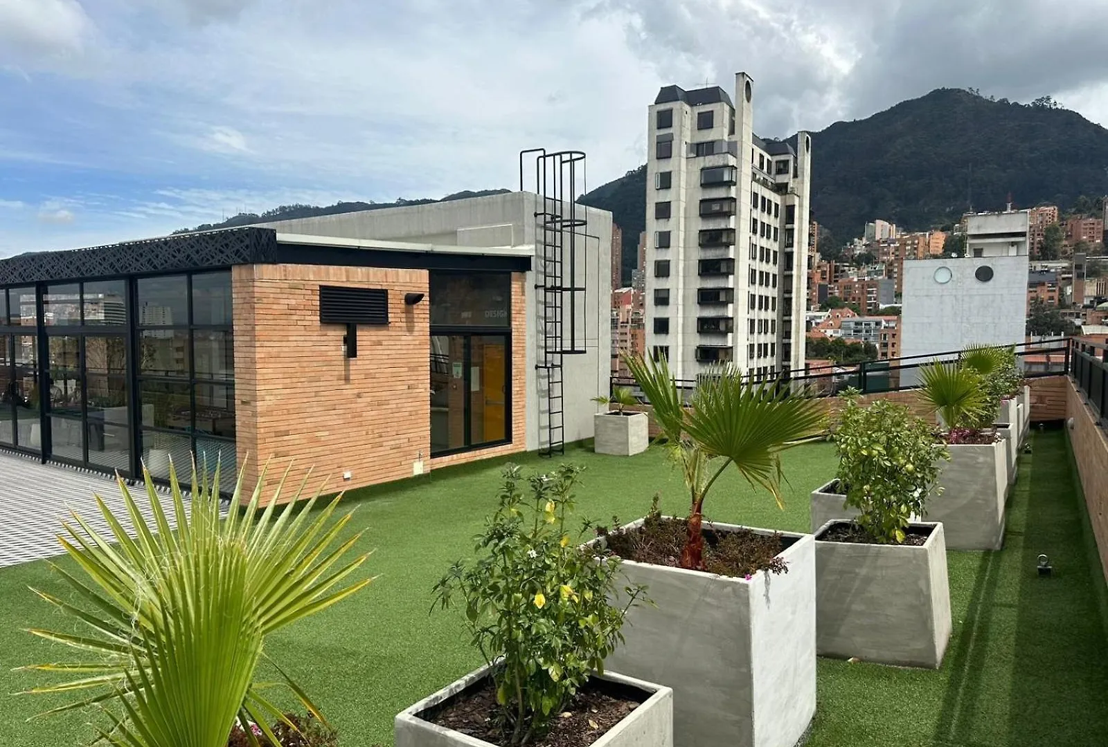 U-Go Next Living Chapinero - Terraza & Co-Working Lägenhet Bogotá 0*,