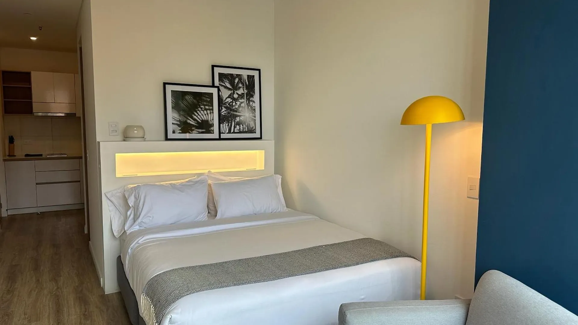 U-Go Next Living Chapinero - Terraza & Co-Working Apartment Bogota 0*,  Colombia