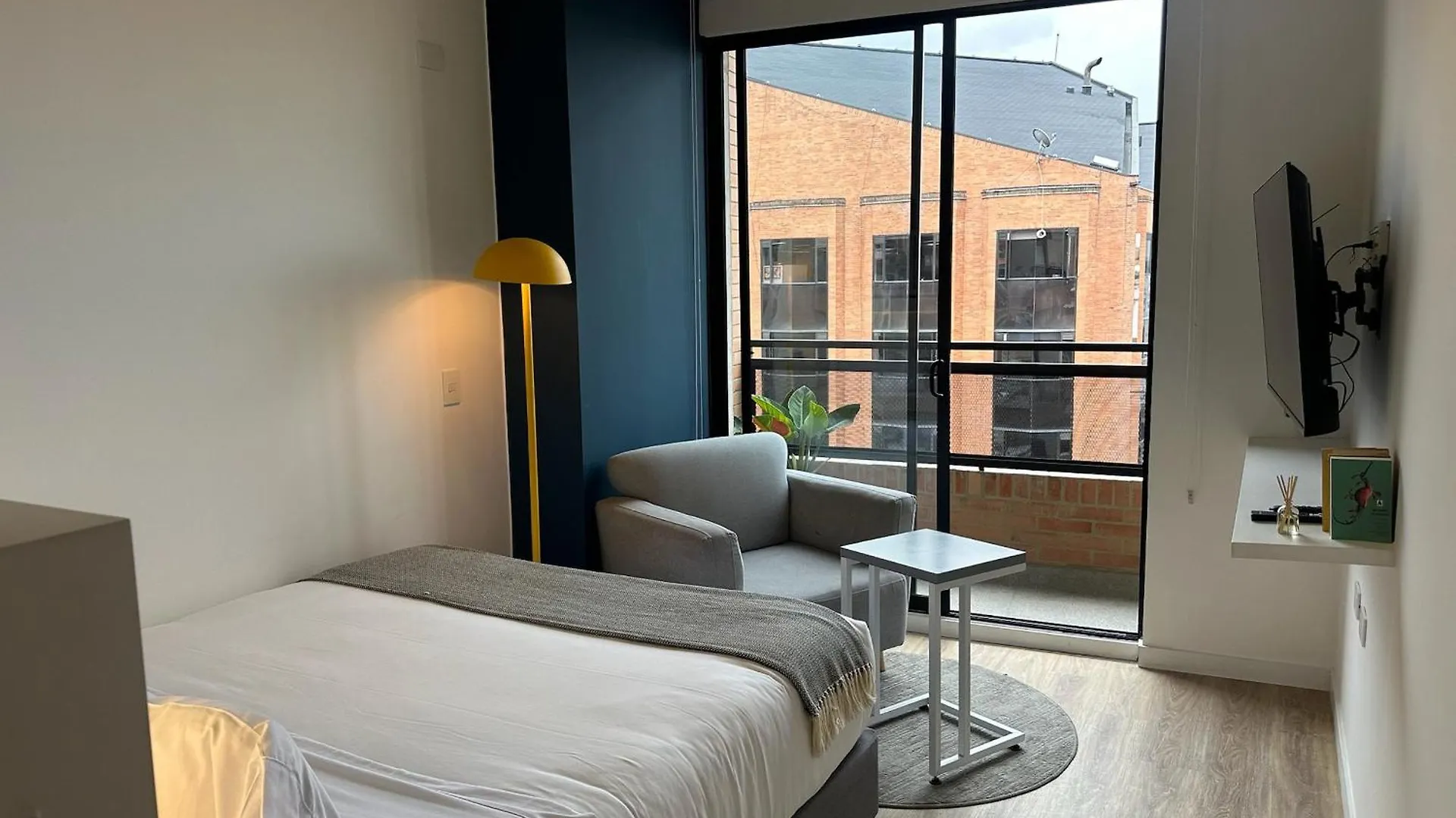 U-Go Next Living Chapinero - Terraza & Co-Working Apartment Bogota
