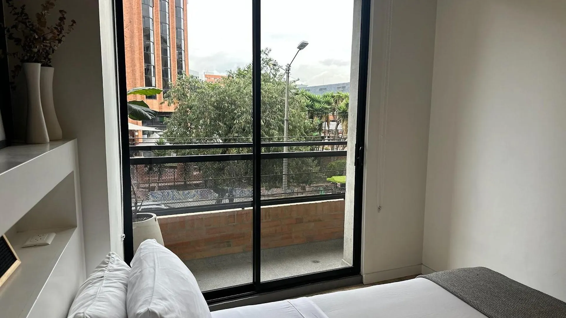 U-Go Next Living Chapinero - Terraza & Co-Working Apartment Bogota